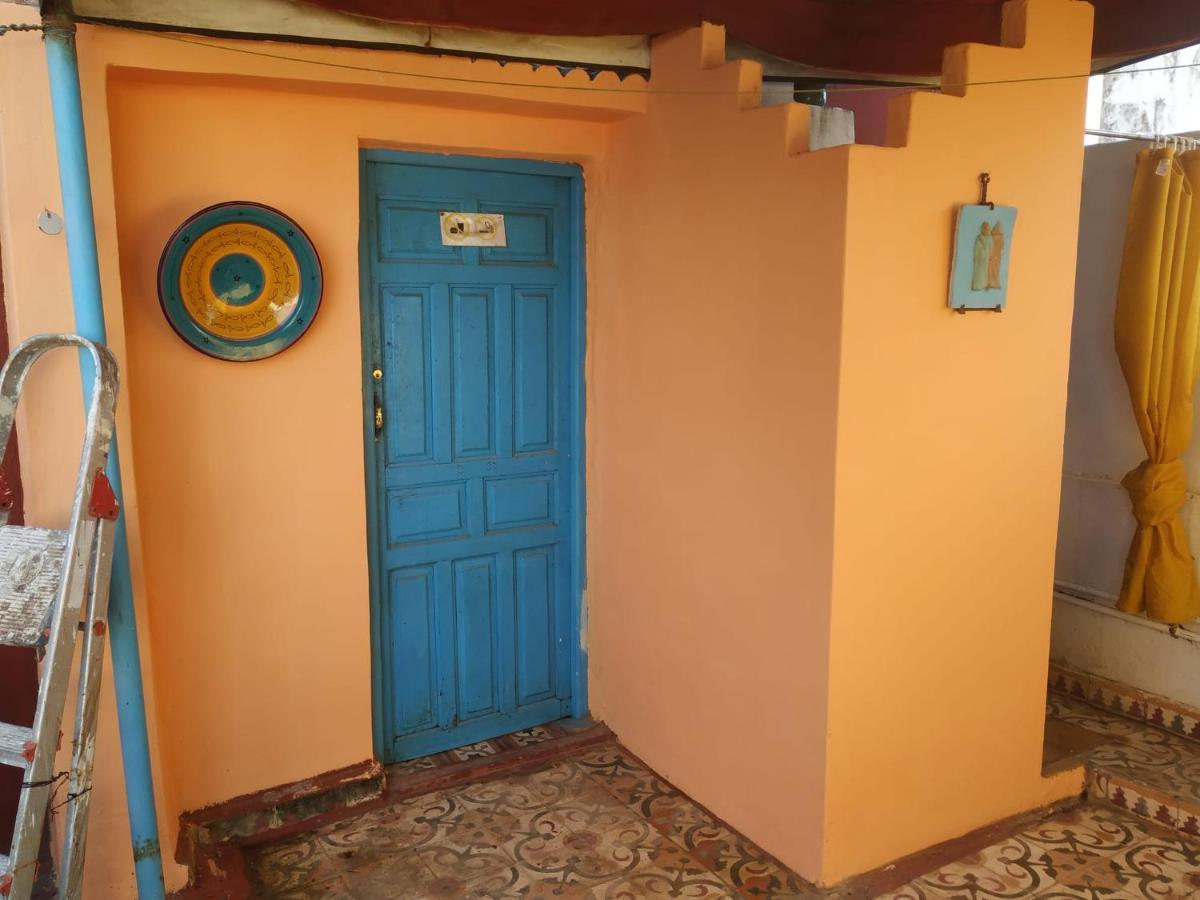 Dar El Pirata Hostel Асила Экстерьер фото