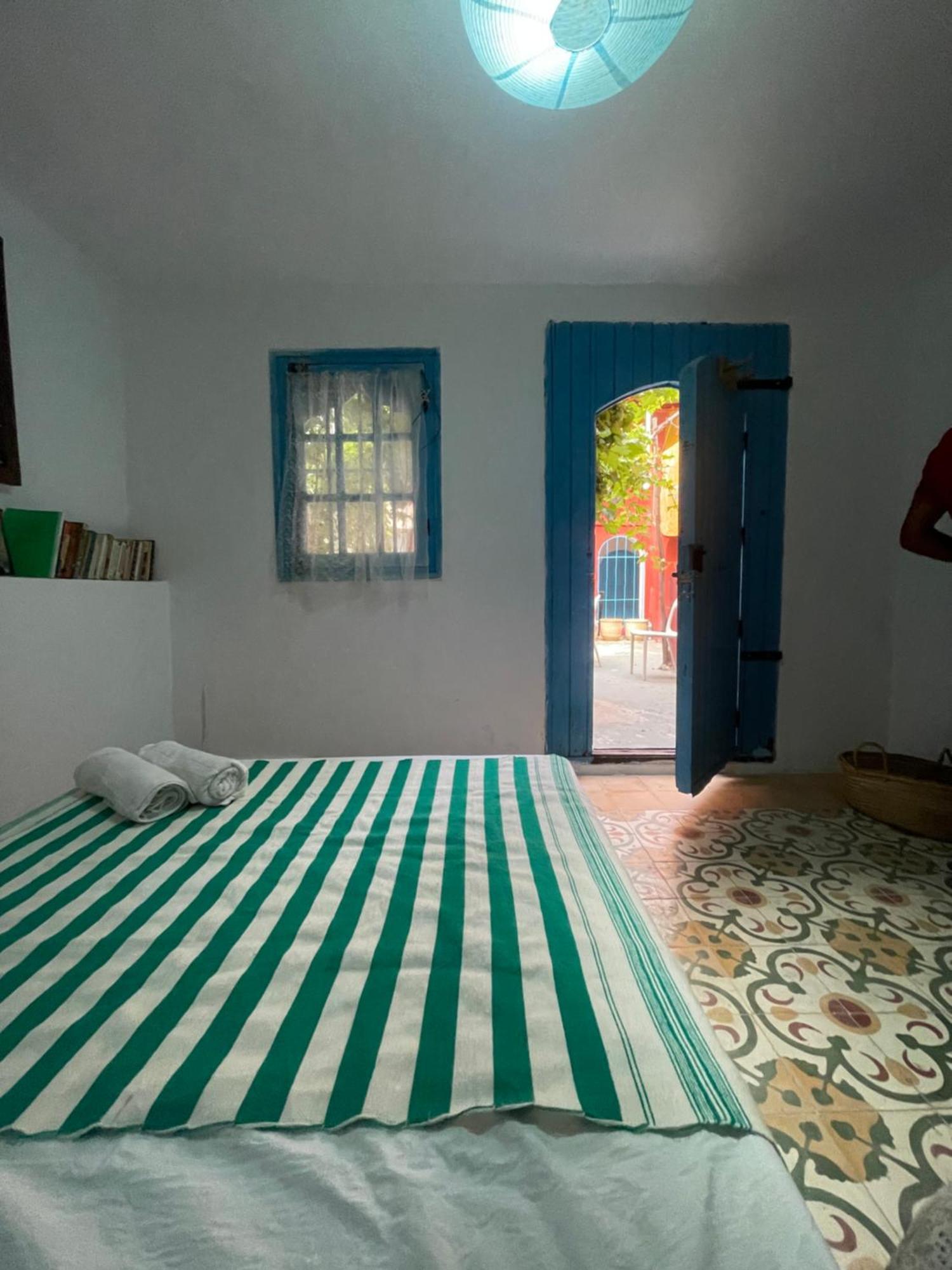 Dar El Pirata Hostel Асила Экстерьер фото
